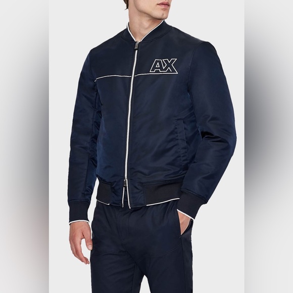 ARMANI EXCHANGE SATIN NYLON TWILL BOMBER JACKET
6KZB28 ZNJWZ 1510 - Picture 4 of 10